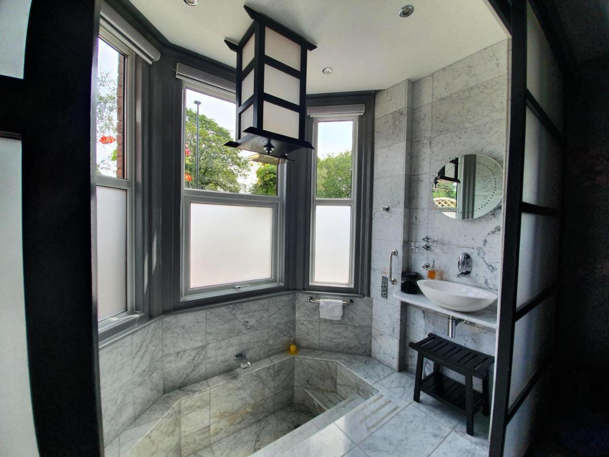 Tower Guest House York Bagian luar foto