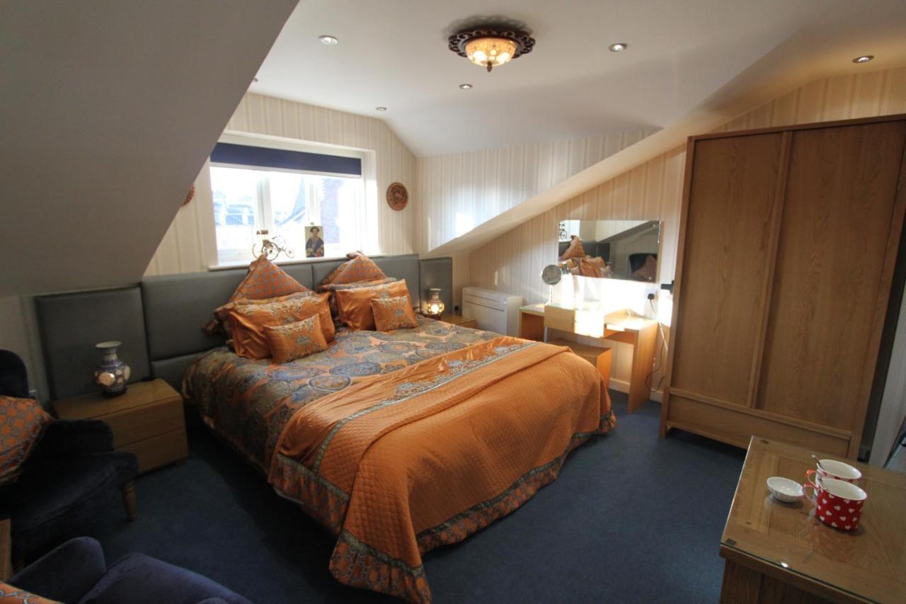 Tower Guest House York Bagian luar foto