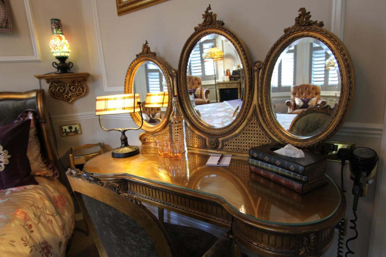 Tower Guest House York Bagian luar foto