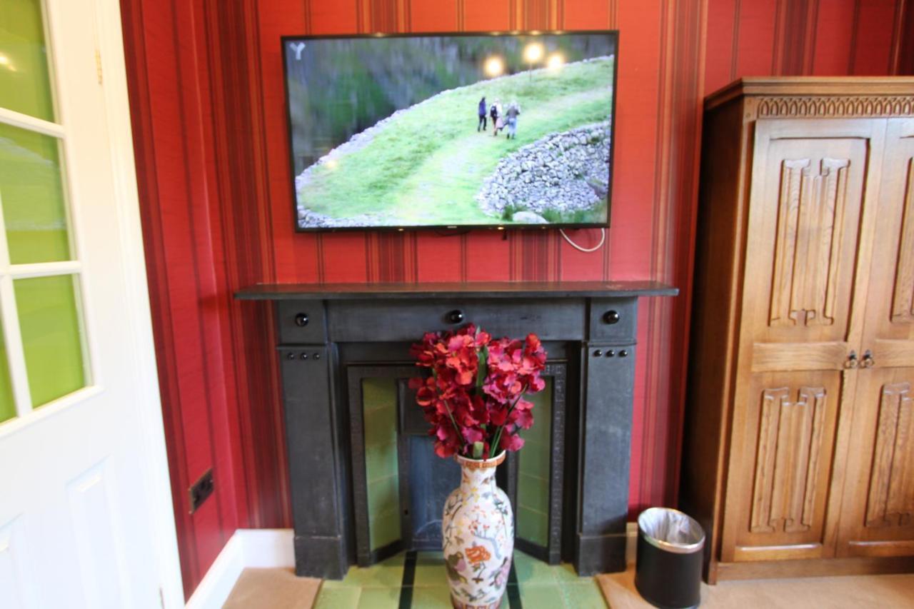 Tower Guest House York Bagian luar foto
