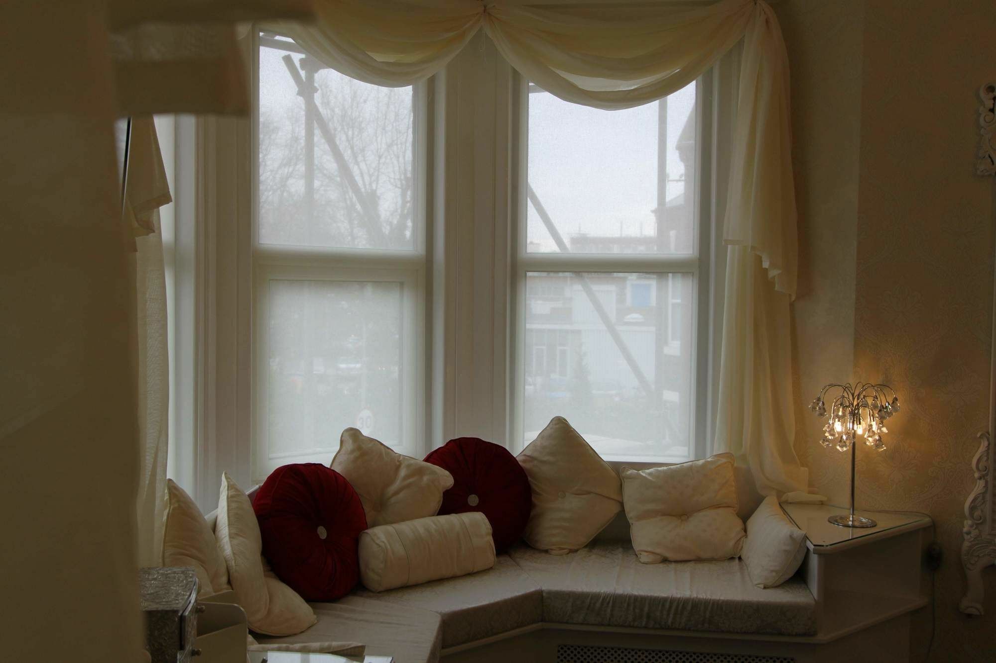Tower Guest House York Bagian luar foto